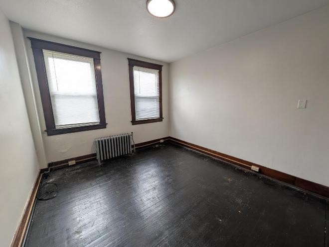 216 Sarah St – photo 4