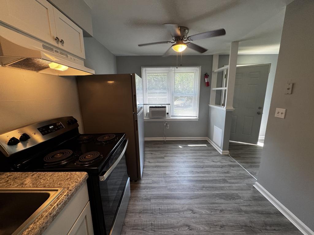 2085 Cosmos Dr – photo 4