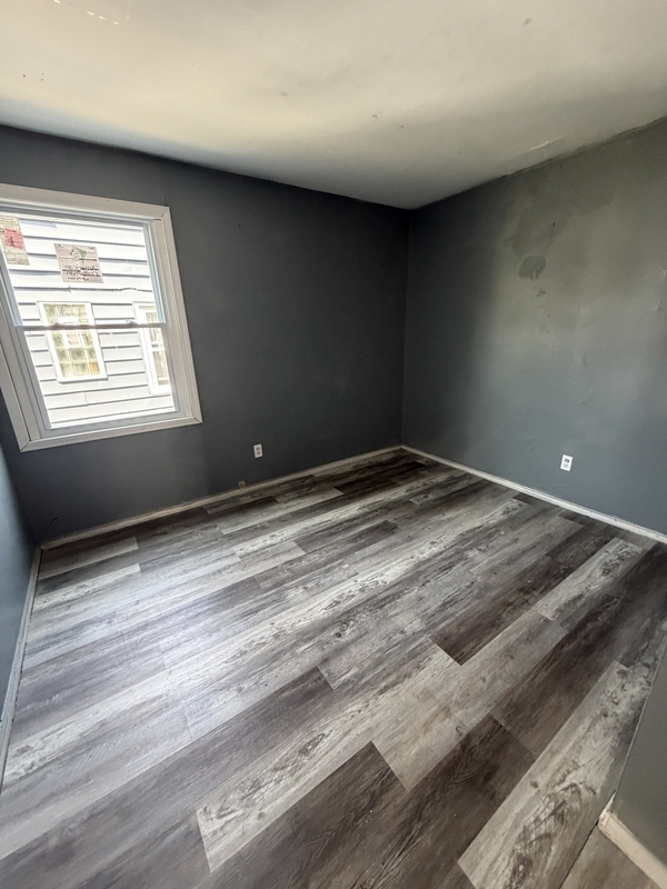 16317 Clearview Ave – photo 4