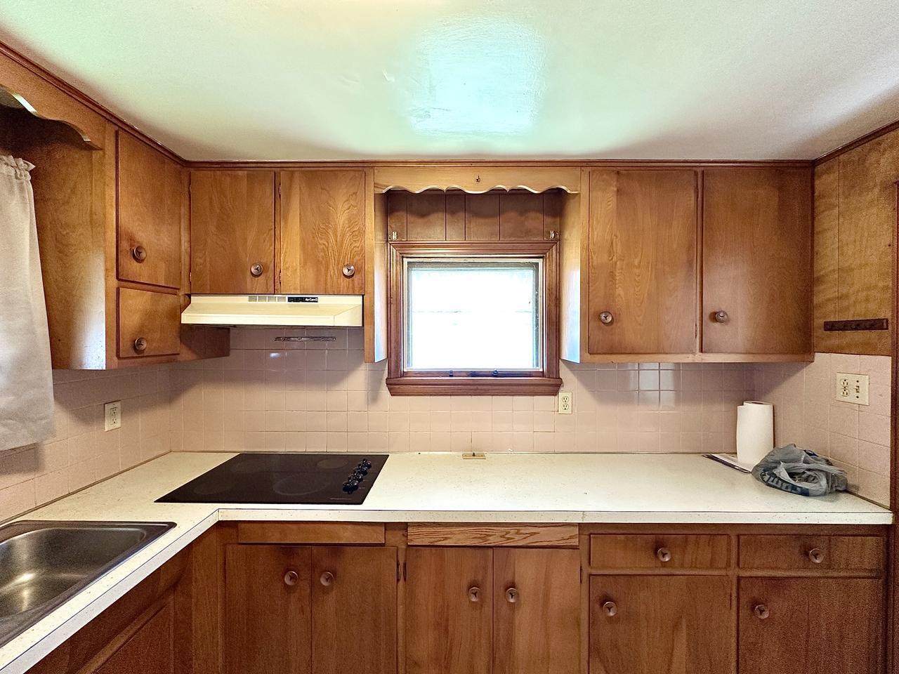 1112 Williams St – photo 1