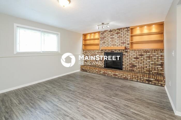 35311 Downing Ave – photo 3