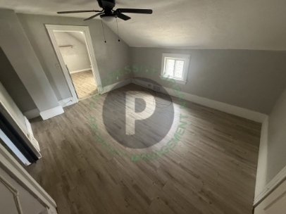 4067 E 57th St – photo 4