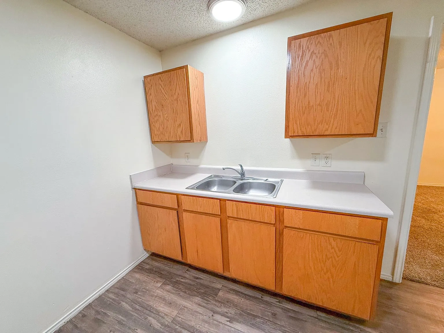 New West Apartments – photo 4