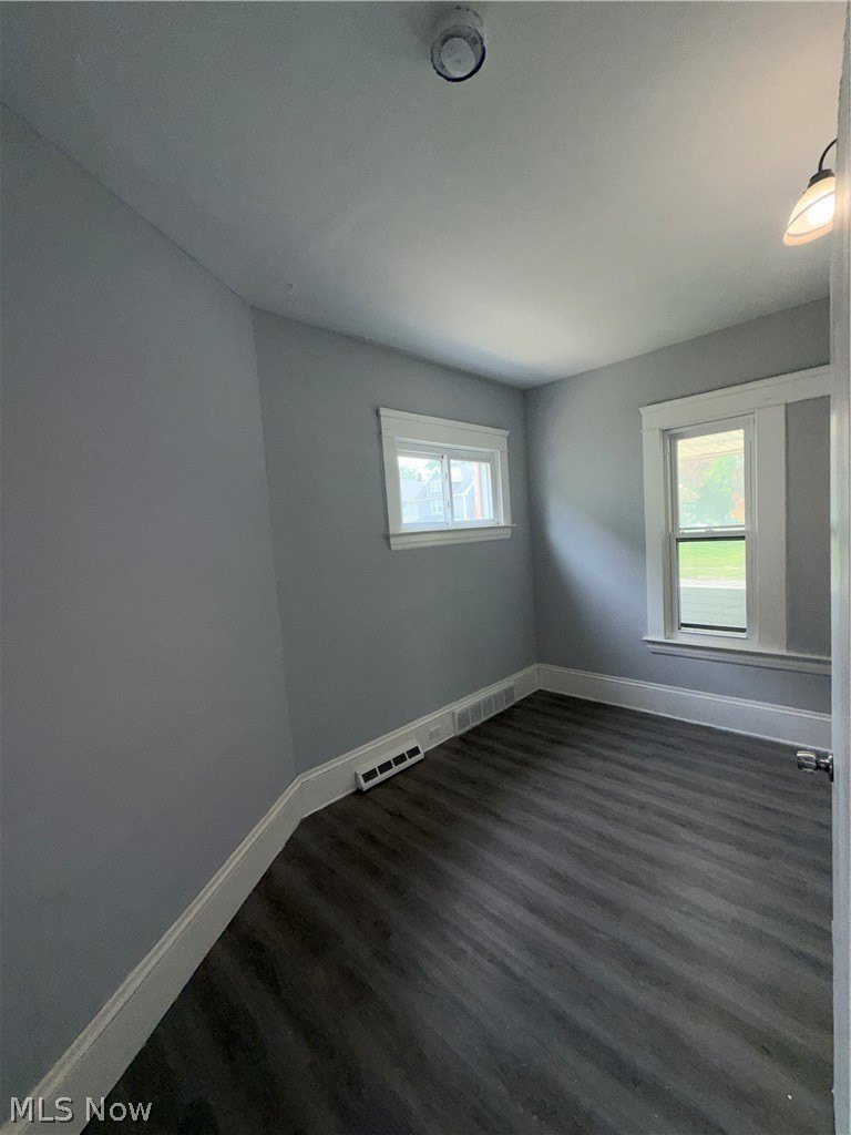 11721 Hamlen Ave #DN – photo 3