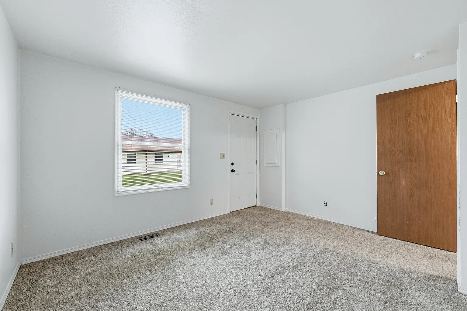 Shoaff Park Villas – photo 1