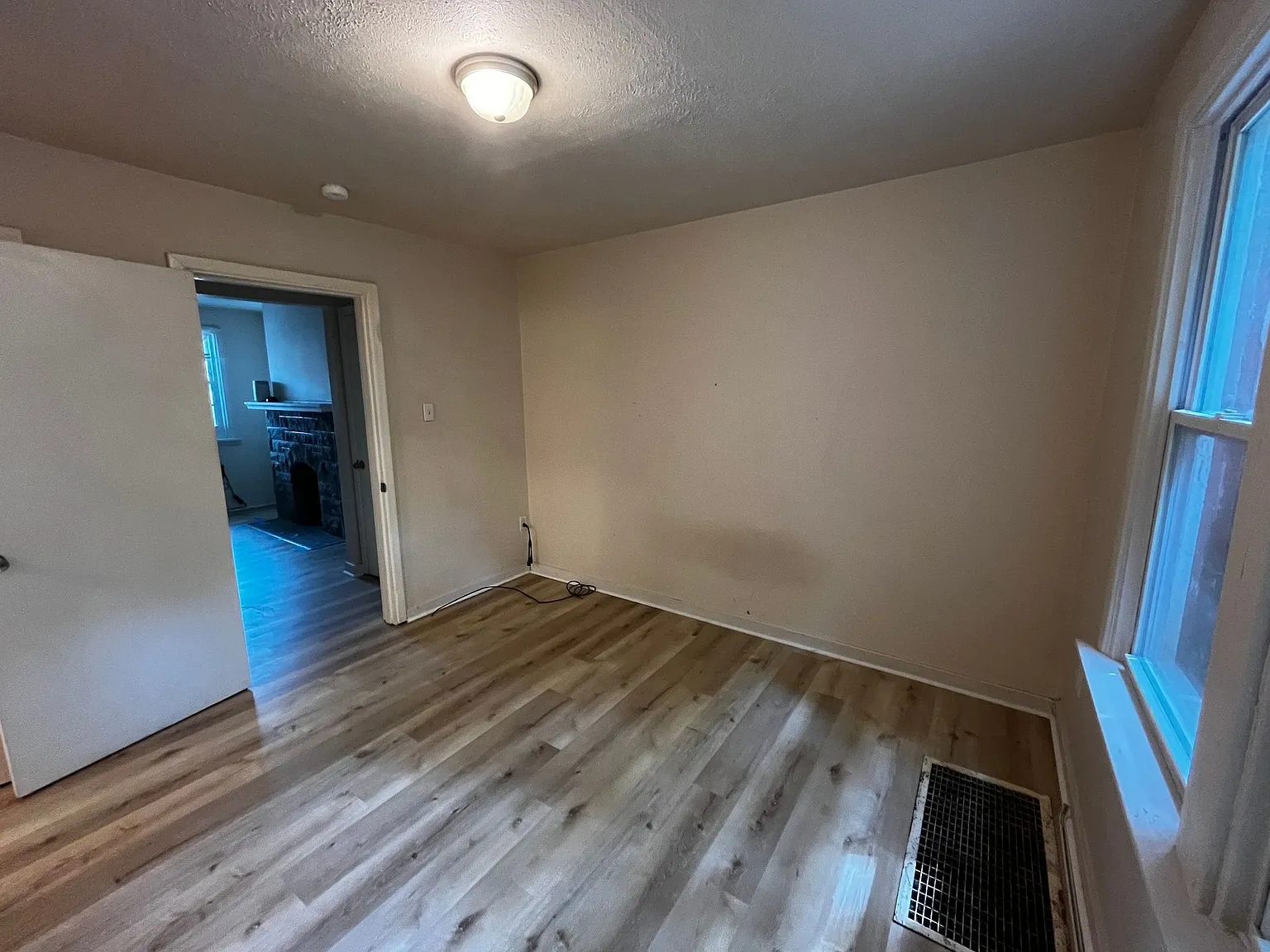 7336 Whipple Street – photo 3