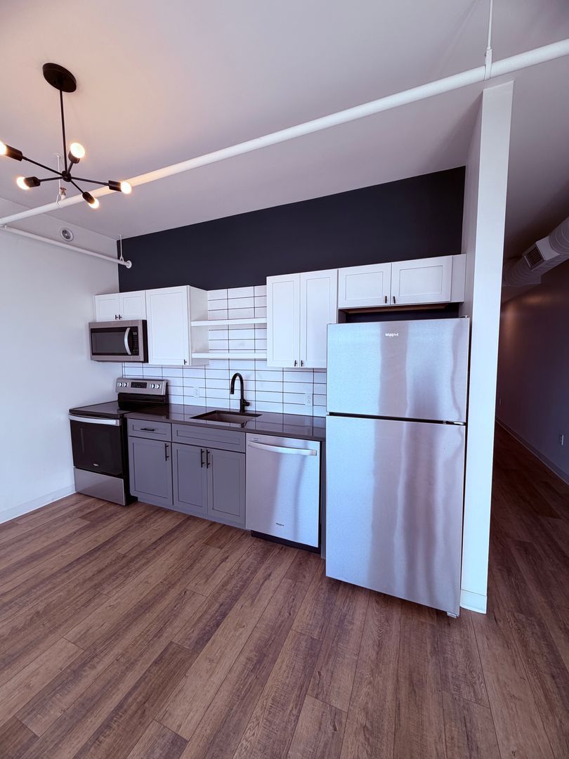 1709 Fifth Ave unit Unit 308 – photo 4