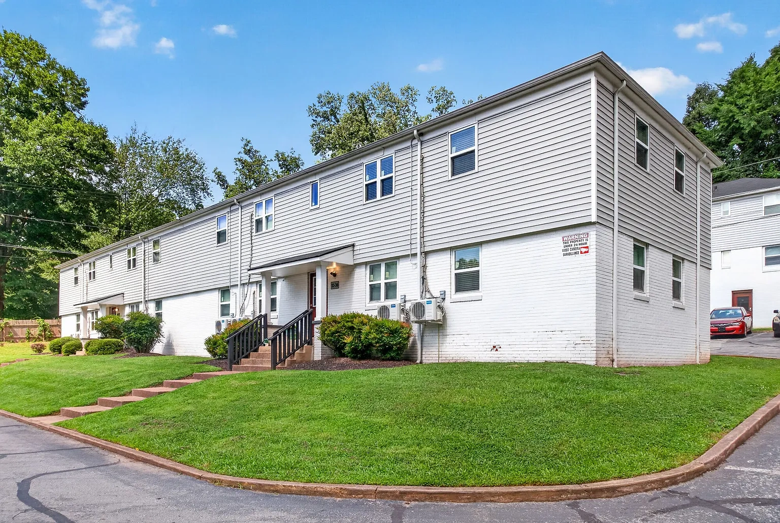 Ridgeside Flats – photo 1
