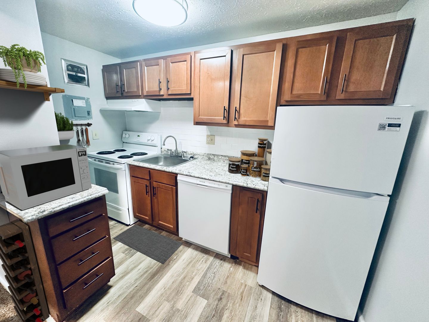 21480 Sheldon Rd unit D08 – photo 4