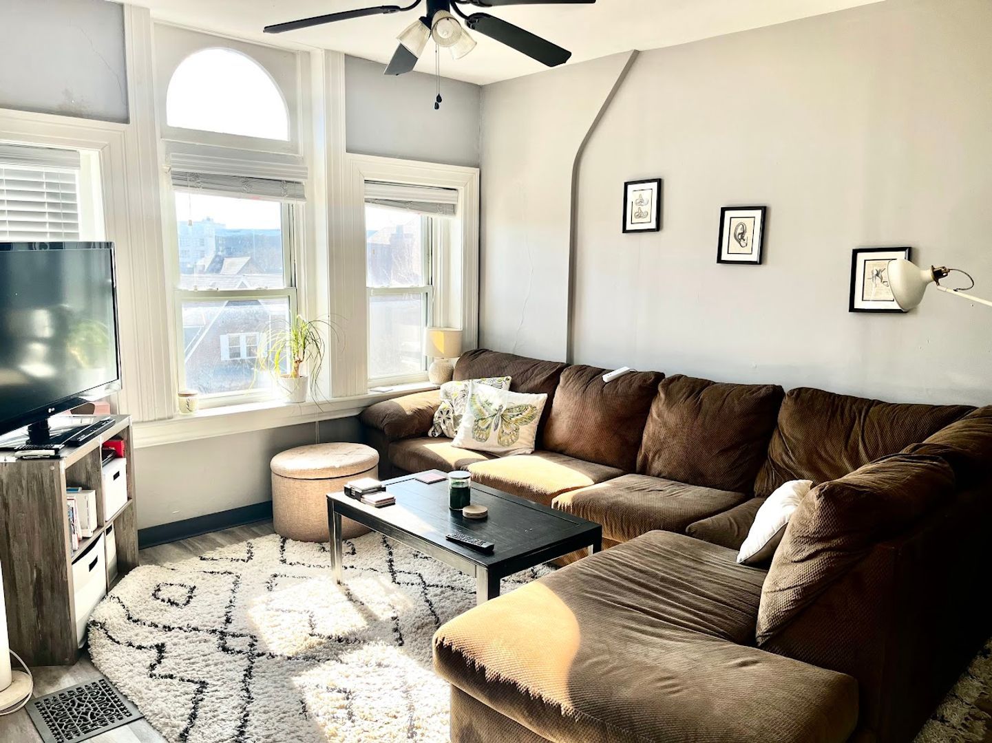 324 S Negley Ave unit Unit 9 – photo 2