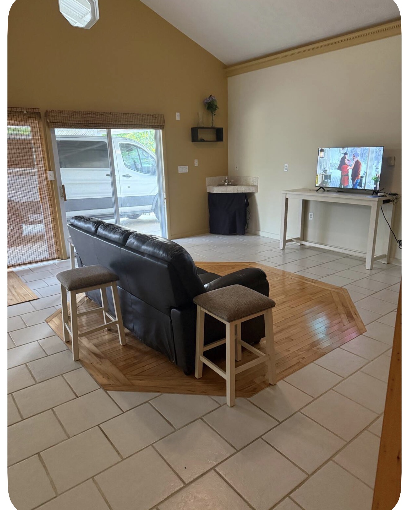 831 Montdale Rd unit 2 – photo 3
