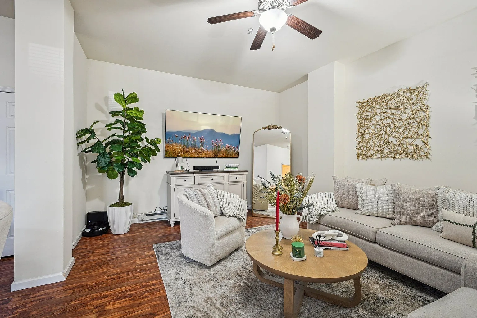 Lofts at 525 – photo 2