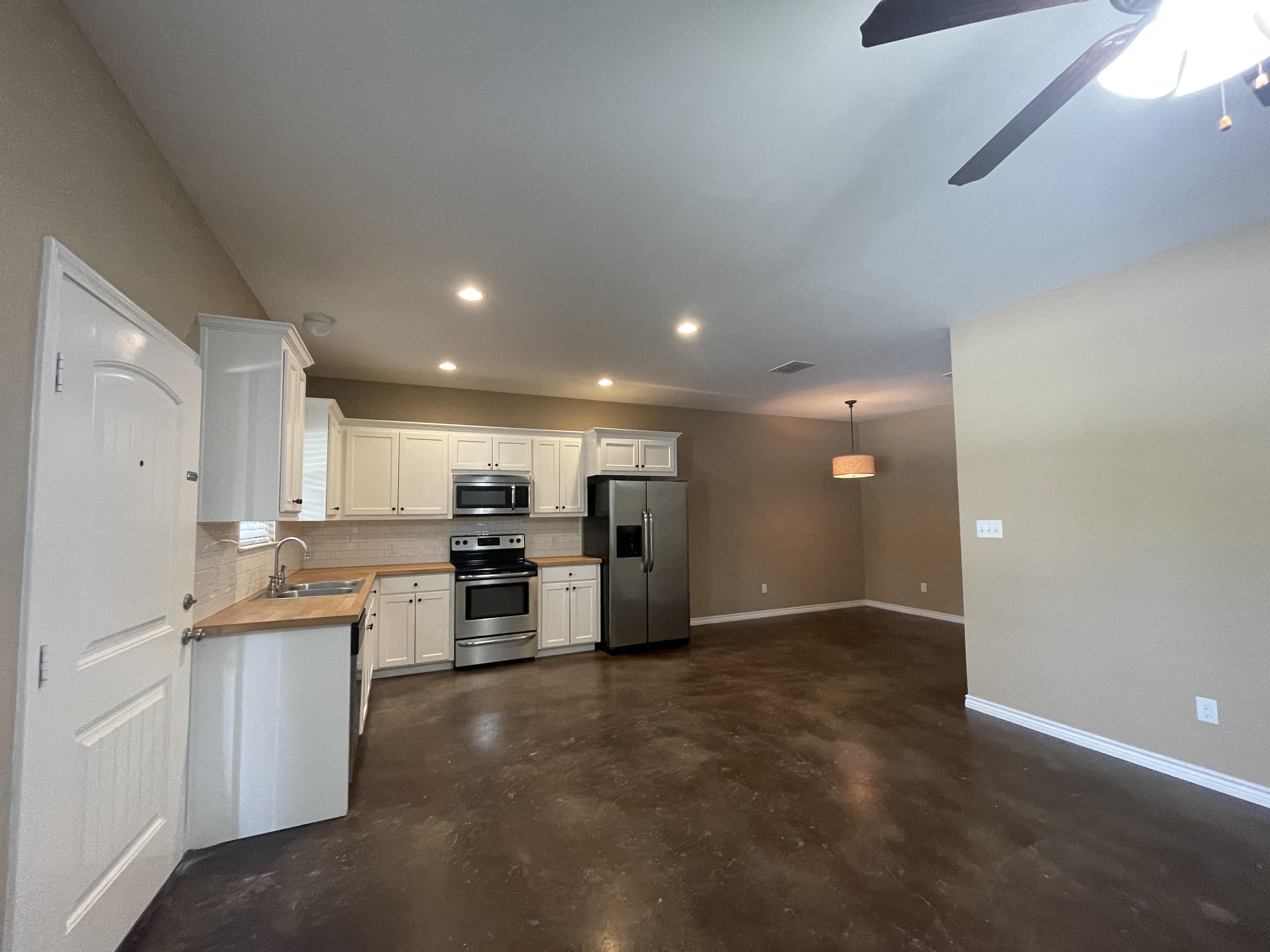 501 FM 315 unit 3 – photo 2