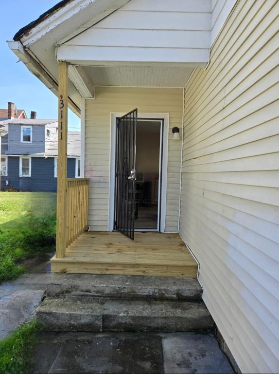 3111 W 56th St – photo 2