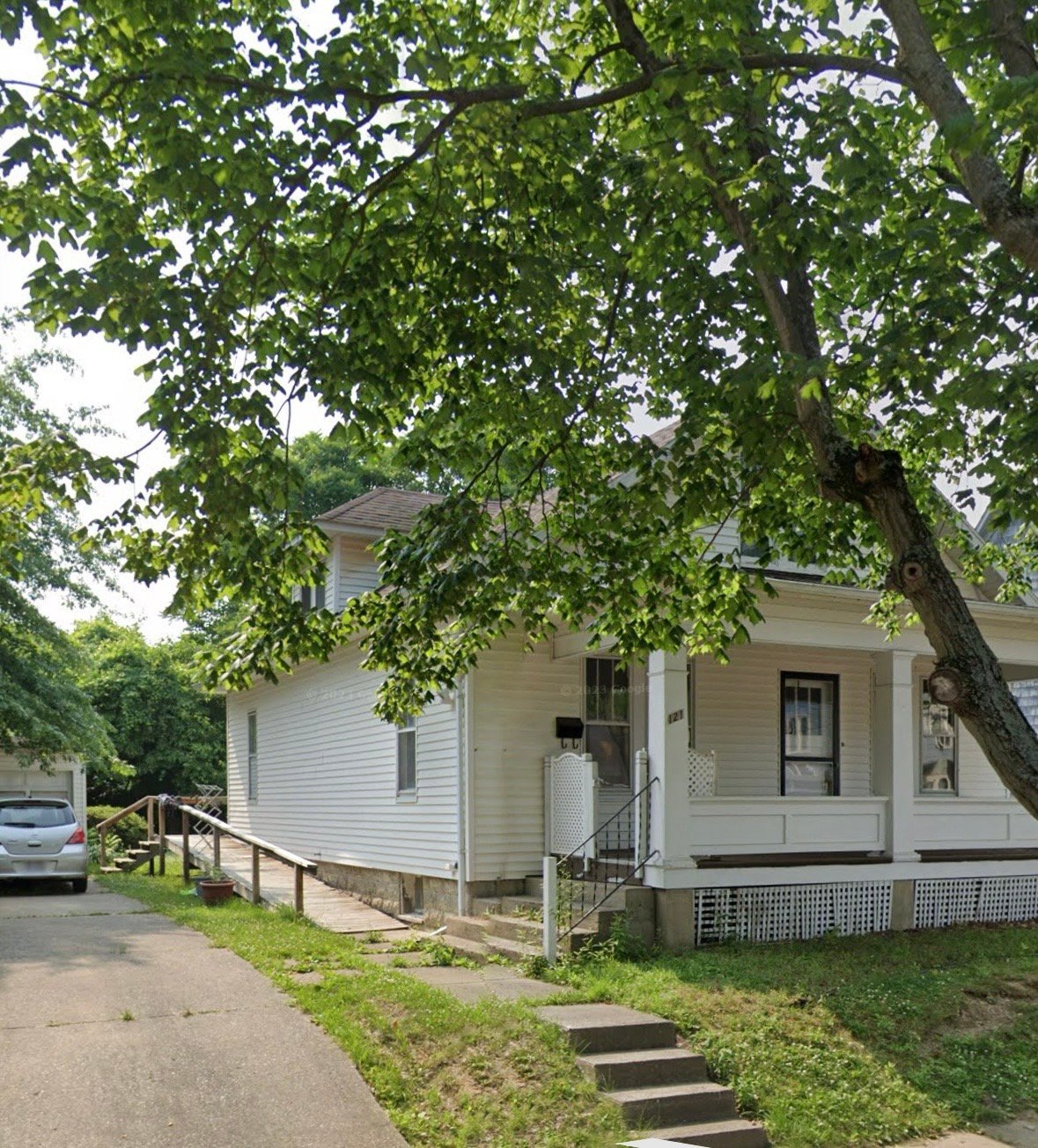 121 Woodland Ave – photo 1