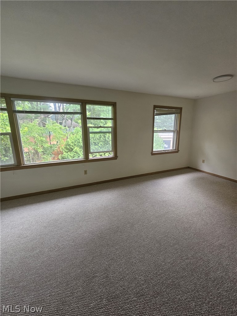 2545 Kenilworth Rd unit 11 – photo 3