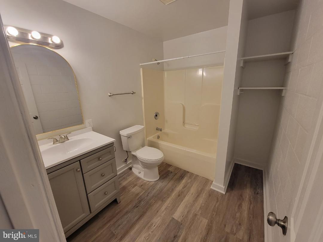 138 Harryhogan Rd unit 13 – photo 5