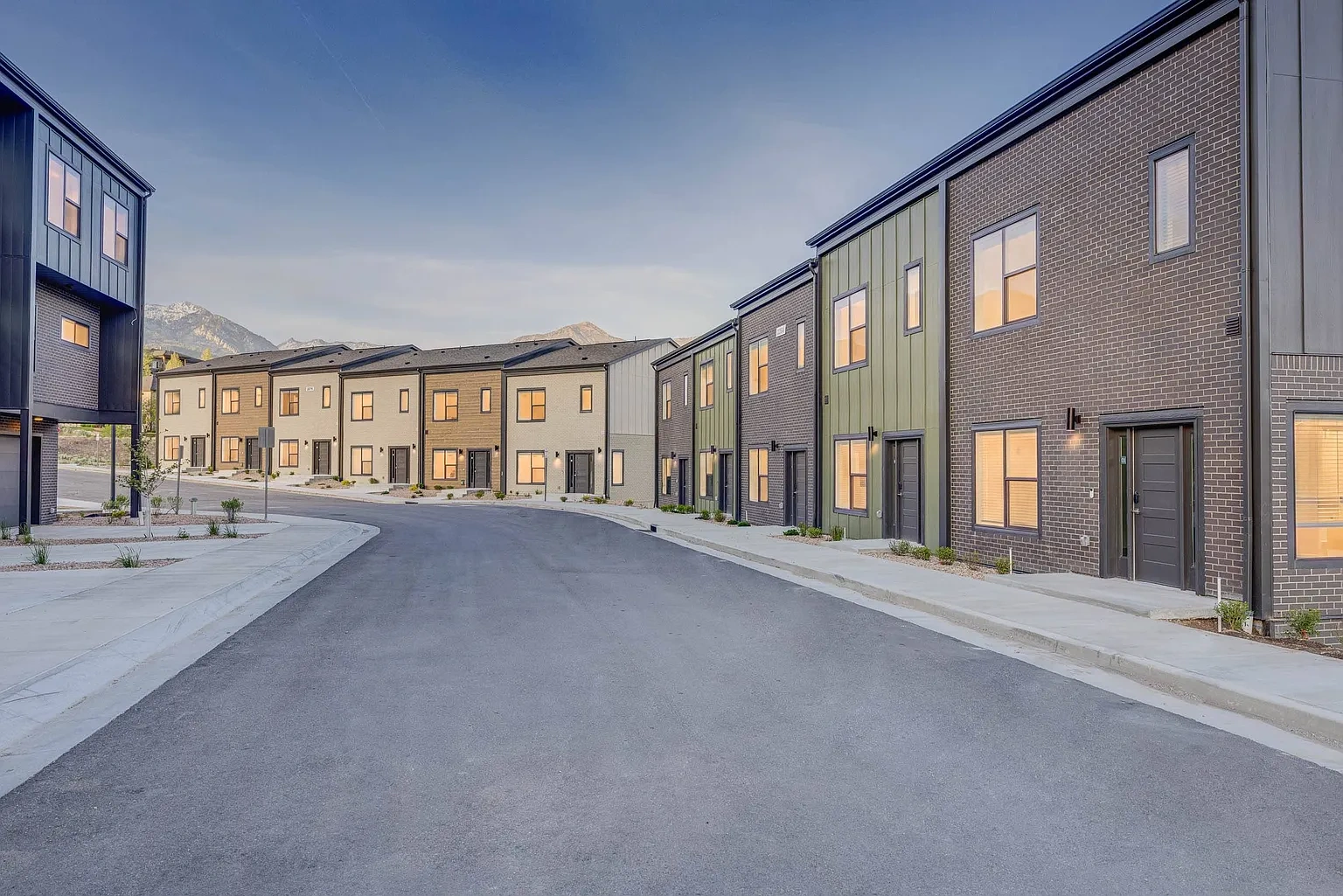 Trailside Townhomes – photo 3