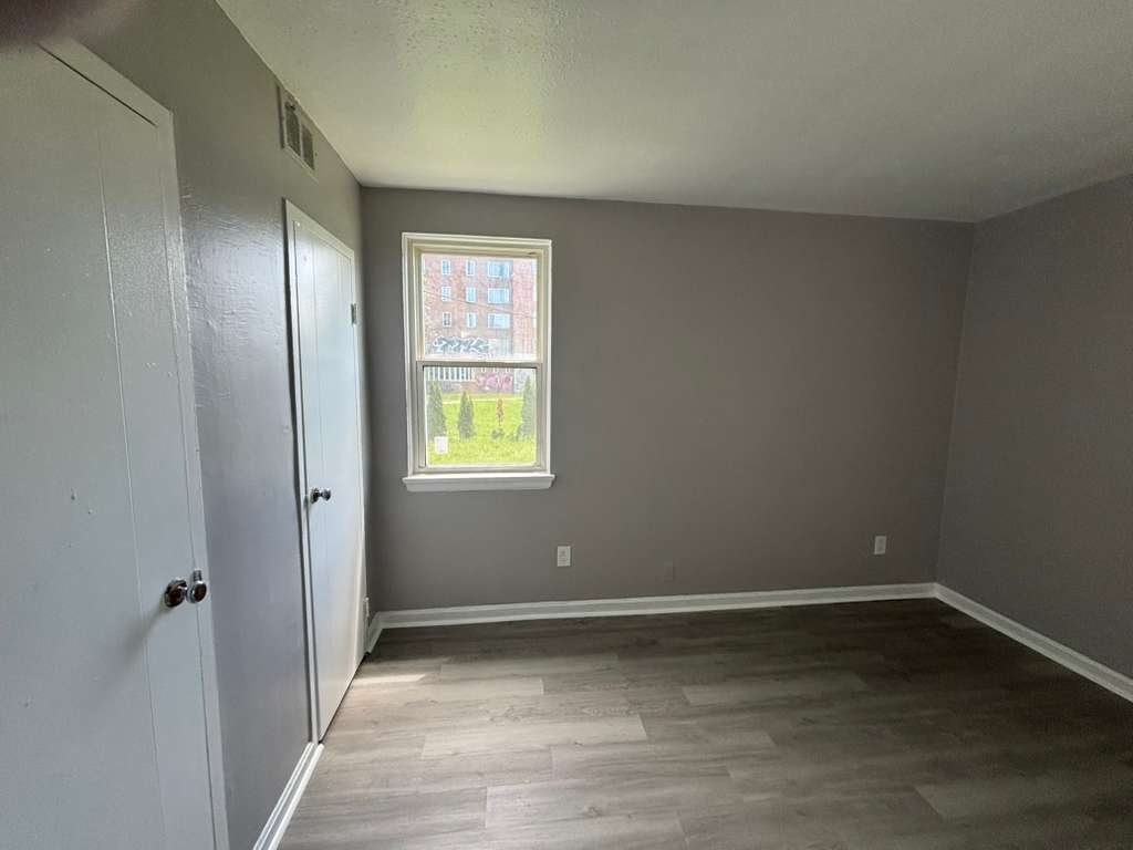 13975 Superior Rd unit 103 – photo 4