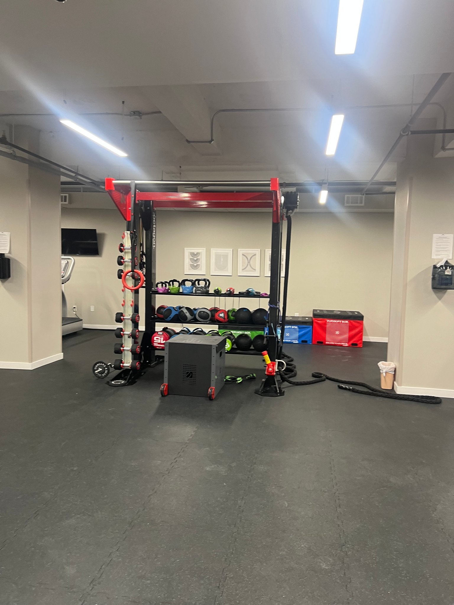 579 Broad St – photo 5
