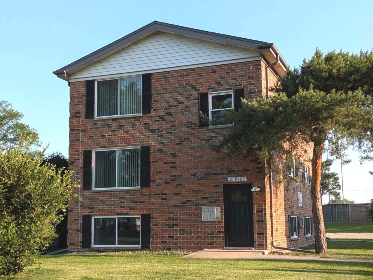 21W185 Tee Ln #B – photo 1