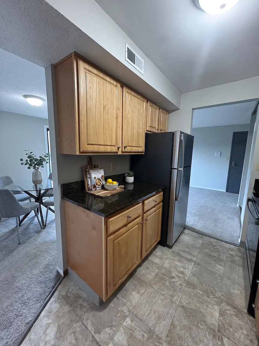 St. Clair Woods Apartments – photo 4
