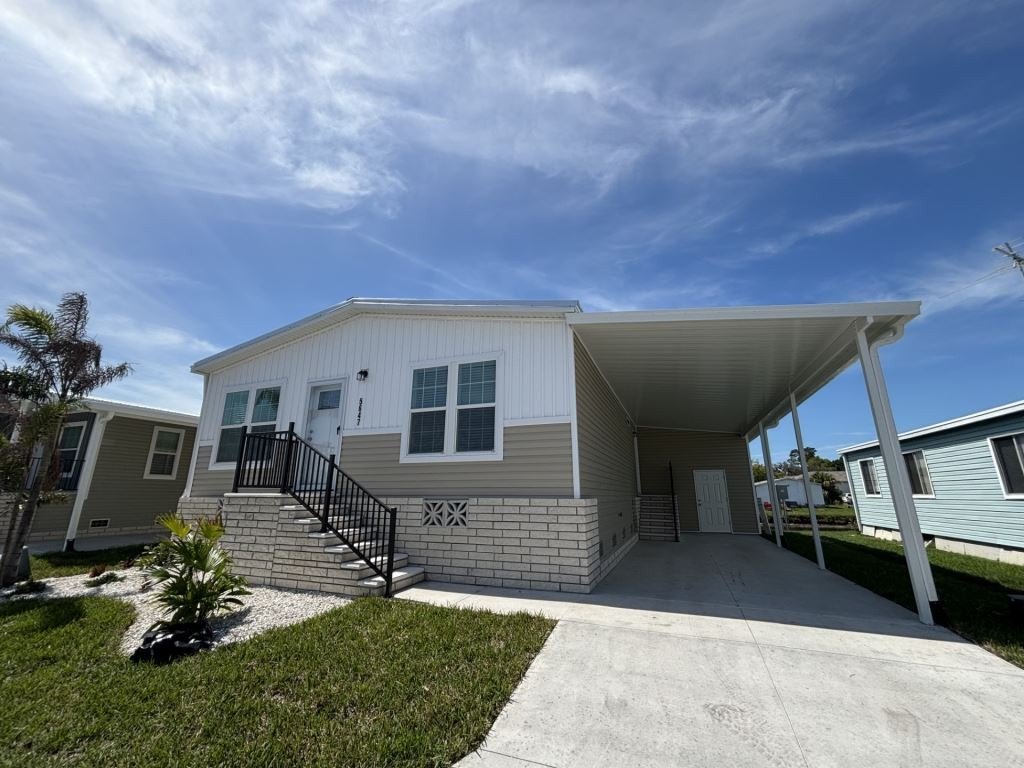 5647 Blue Harbor Dr #0335 – photo 2