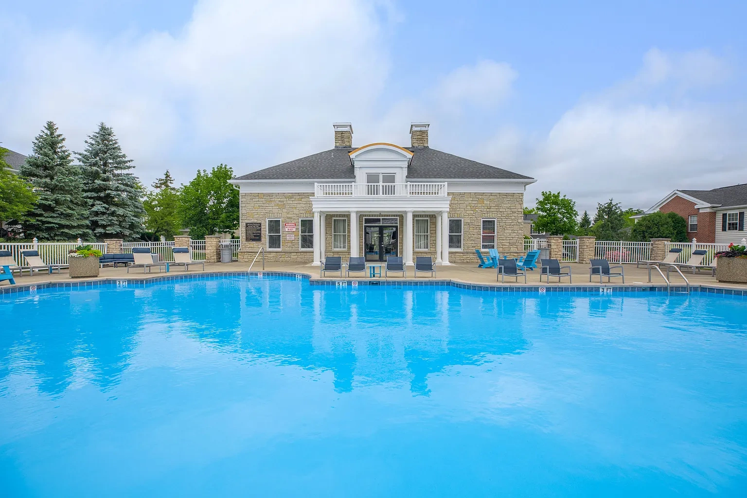 The Residence at Barrington – photo 1