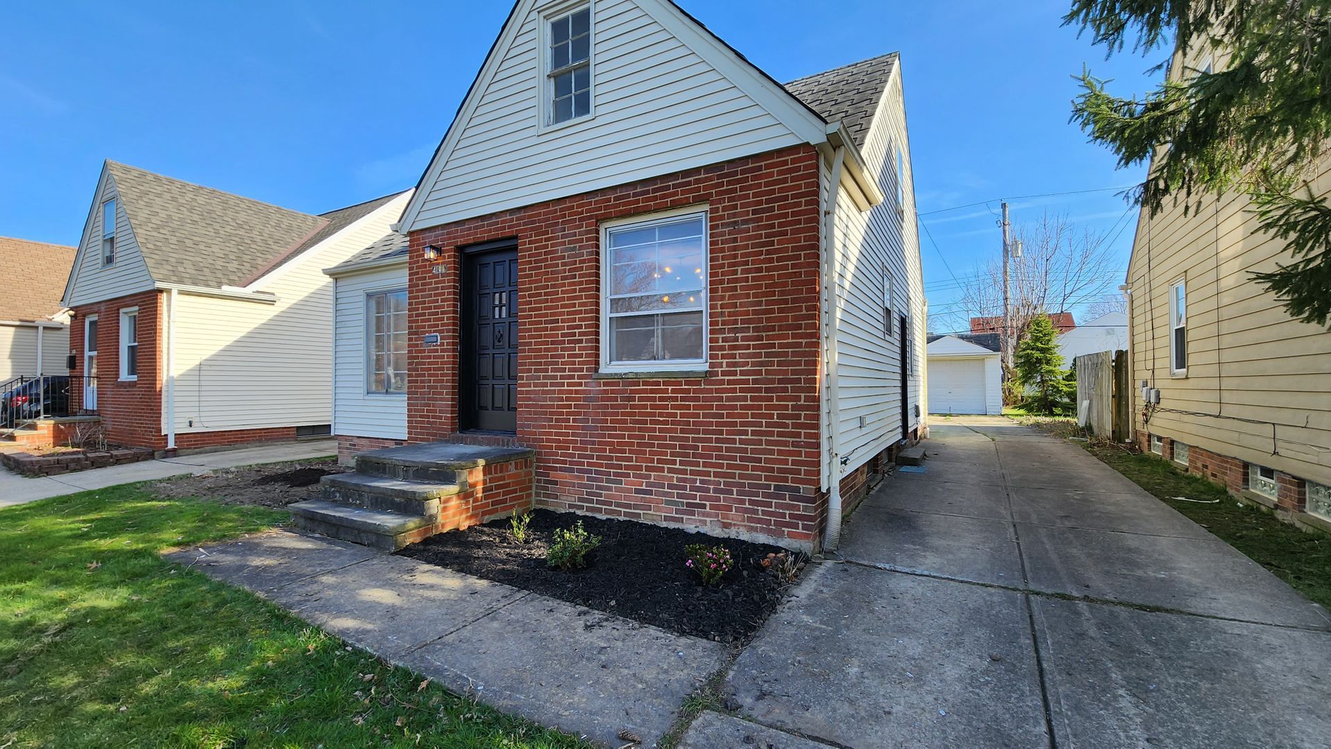 4156 Hinsdale Rd – photo 2