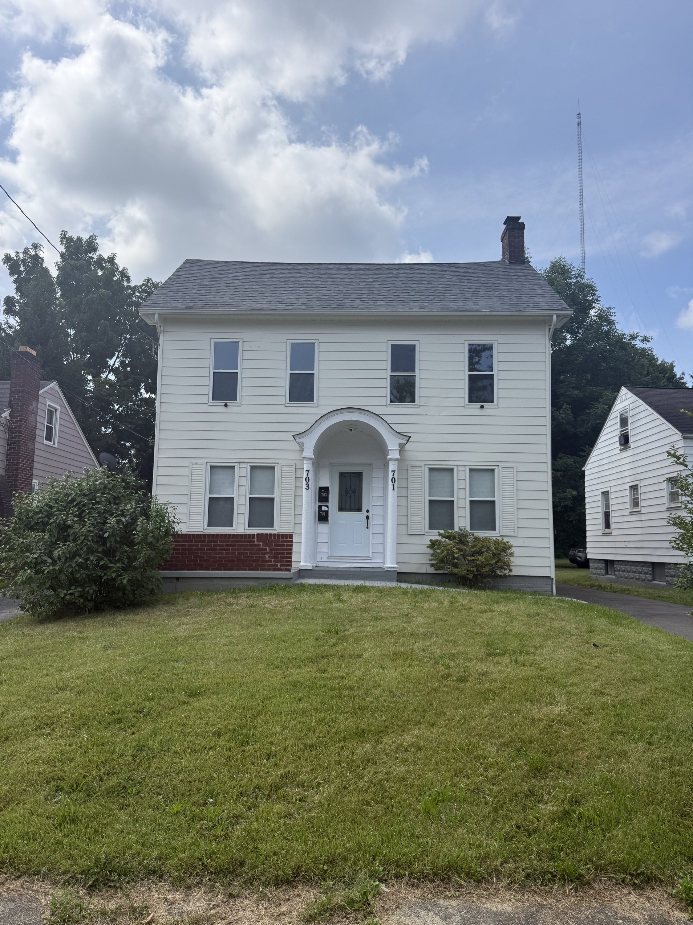 701 E Judson Ave unit 1 – photo 1