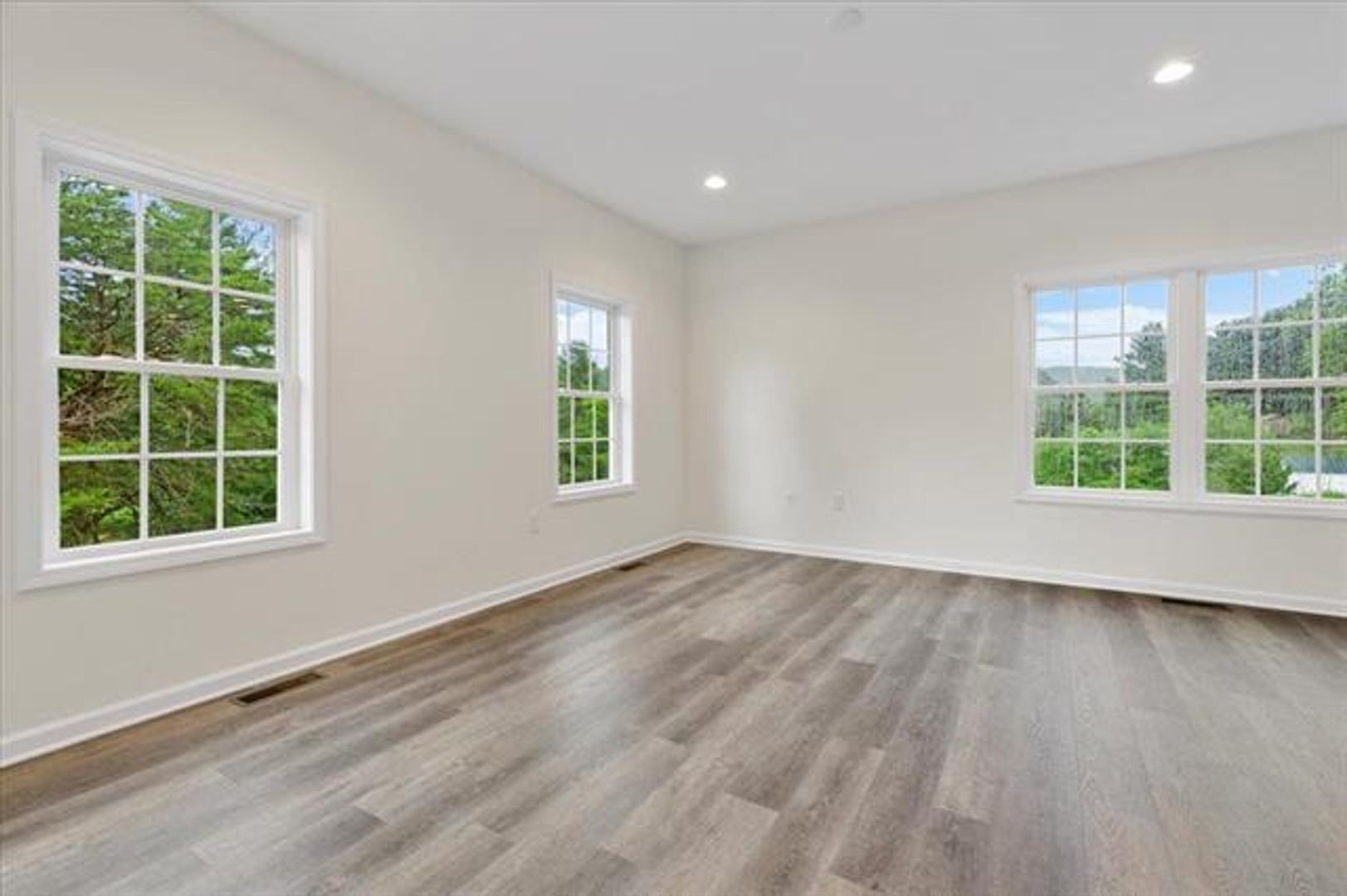 224 Bishop Rd – photo 3