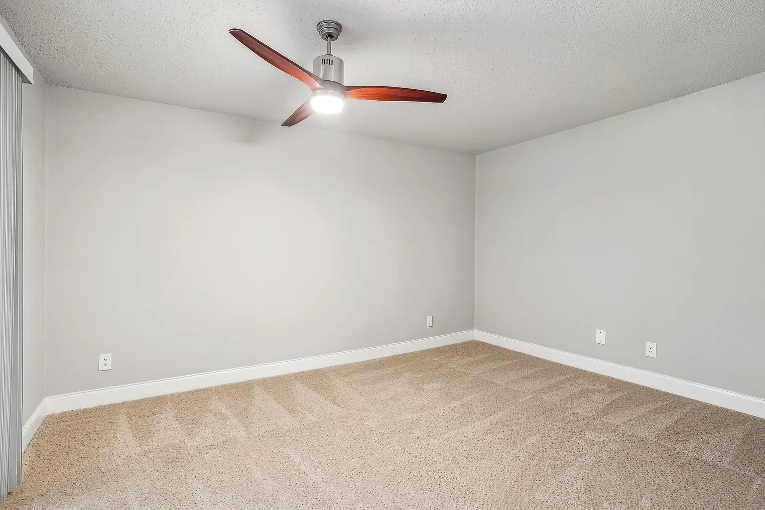 Vantage Point Apartments – photo 1