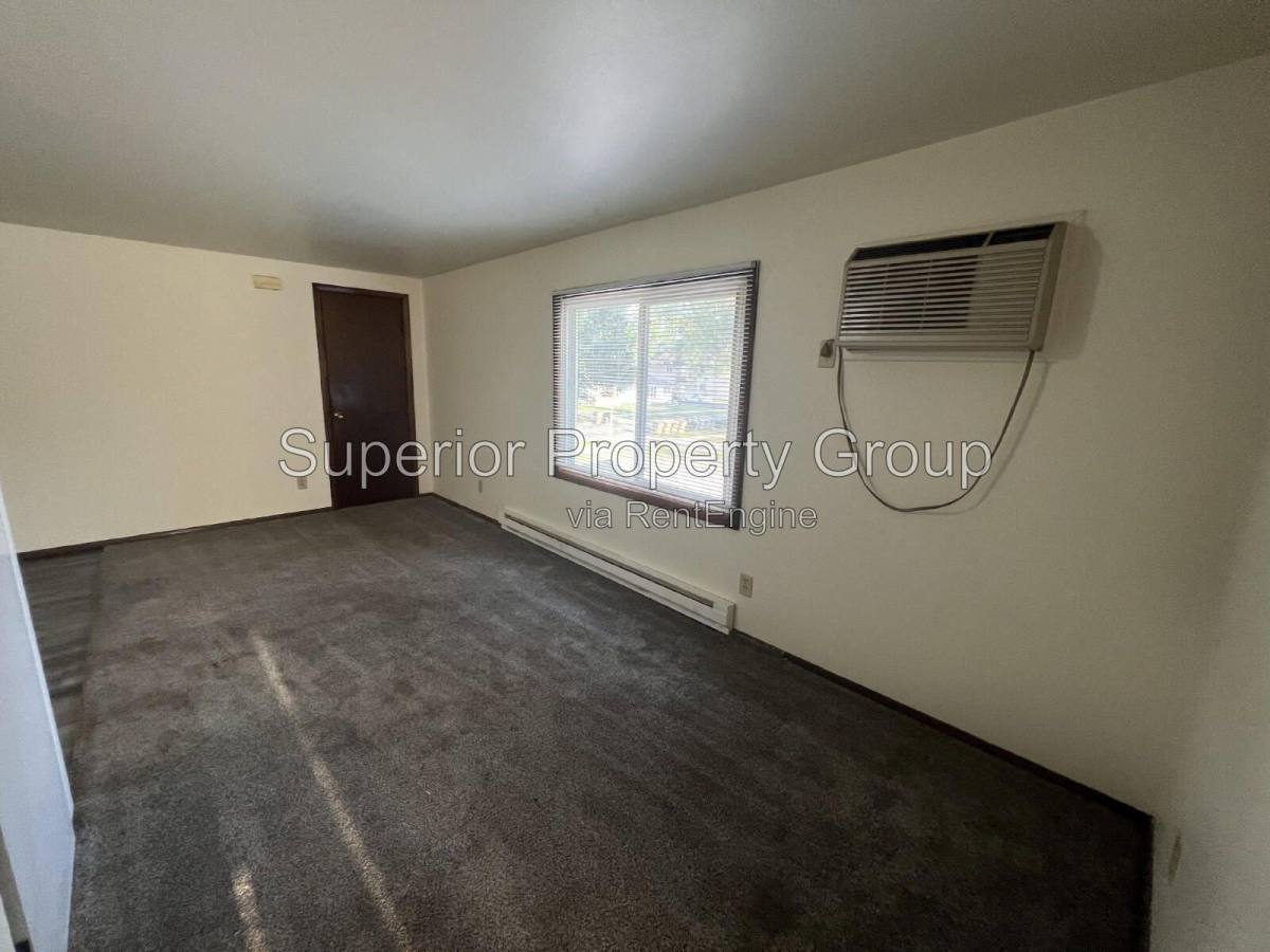 714 N Oak St unit 6 – photo 5