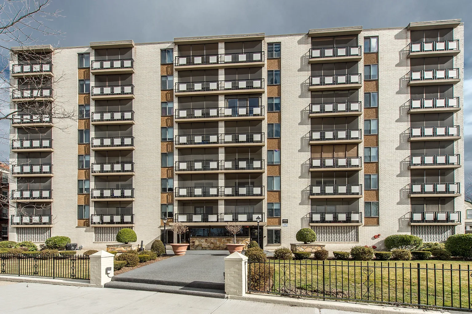 385 Mass Ave Apartments – photo 3