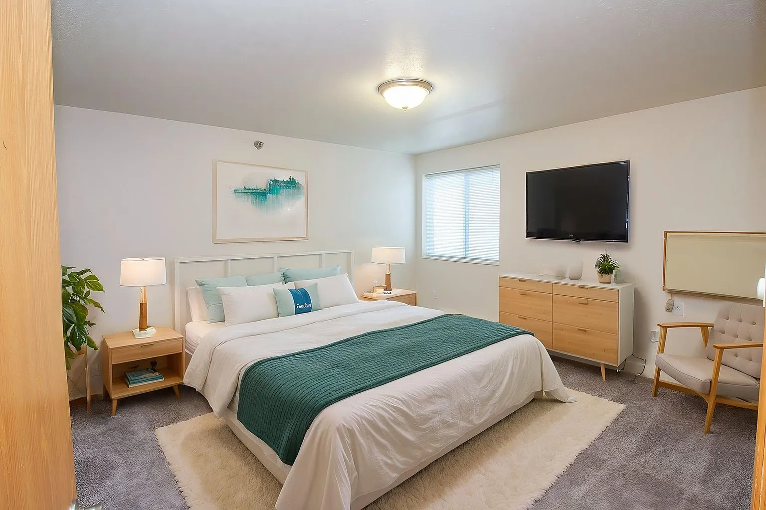 Central Park Apartments – photo 4