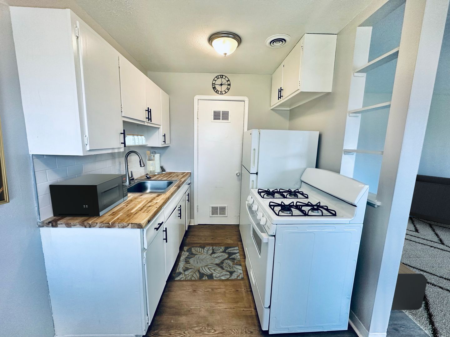 5907 Woolman Ct unit 15 – photo 4