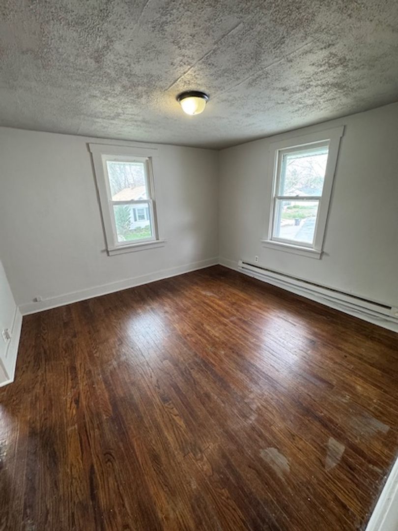 1516 Bayer Ave – photo 4