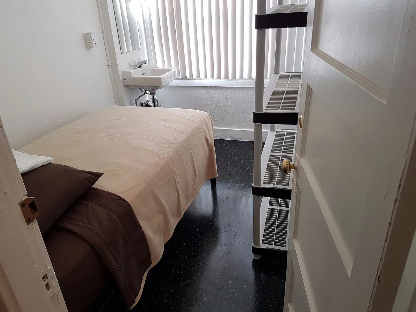 Golden West Apartments – photo 4