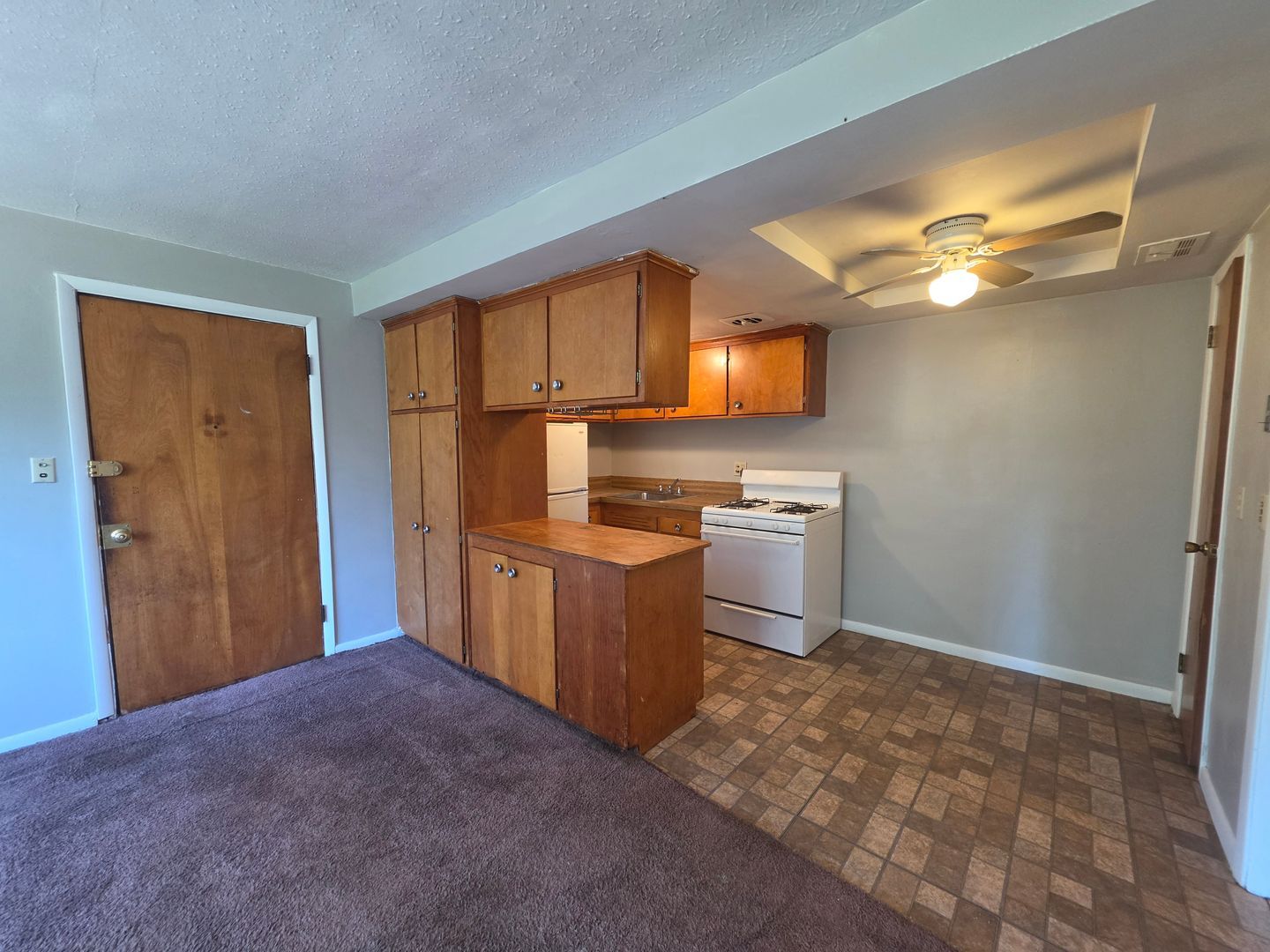 1930 Noble Rd unit 201 – photo 3