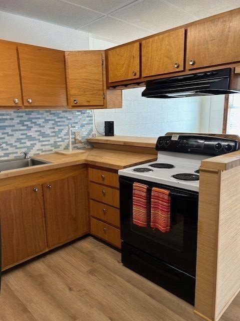 633 N Commercial St – photo 5