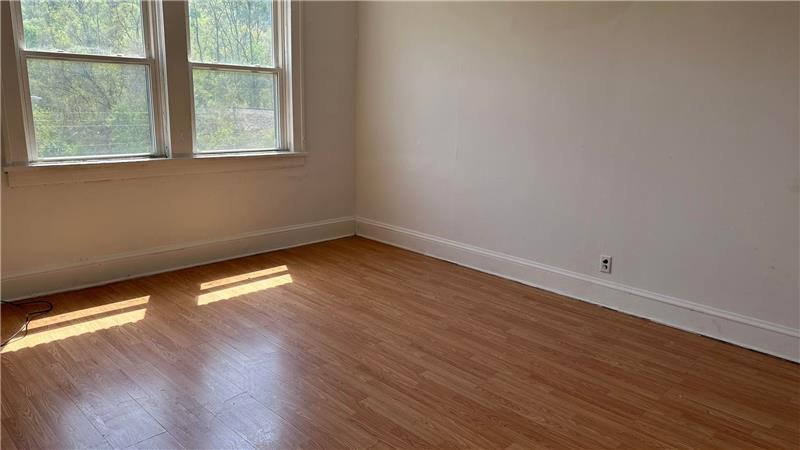 567 S 4th St unit # D – photo 5