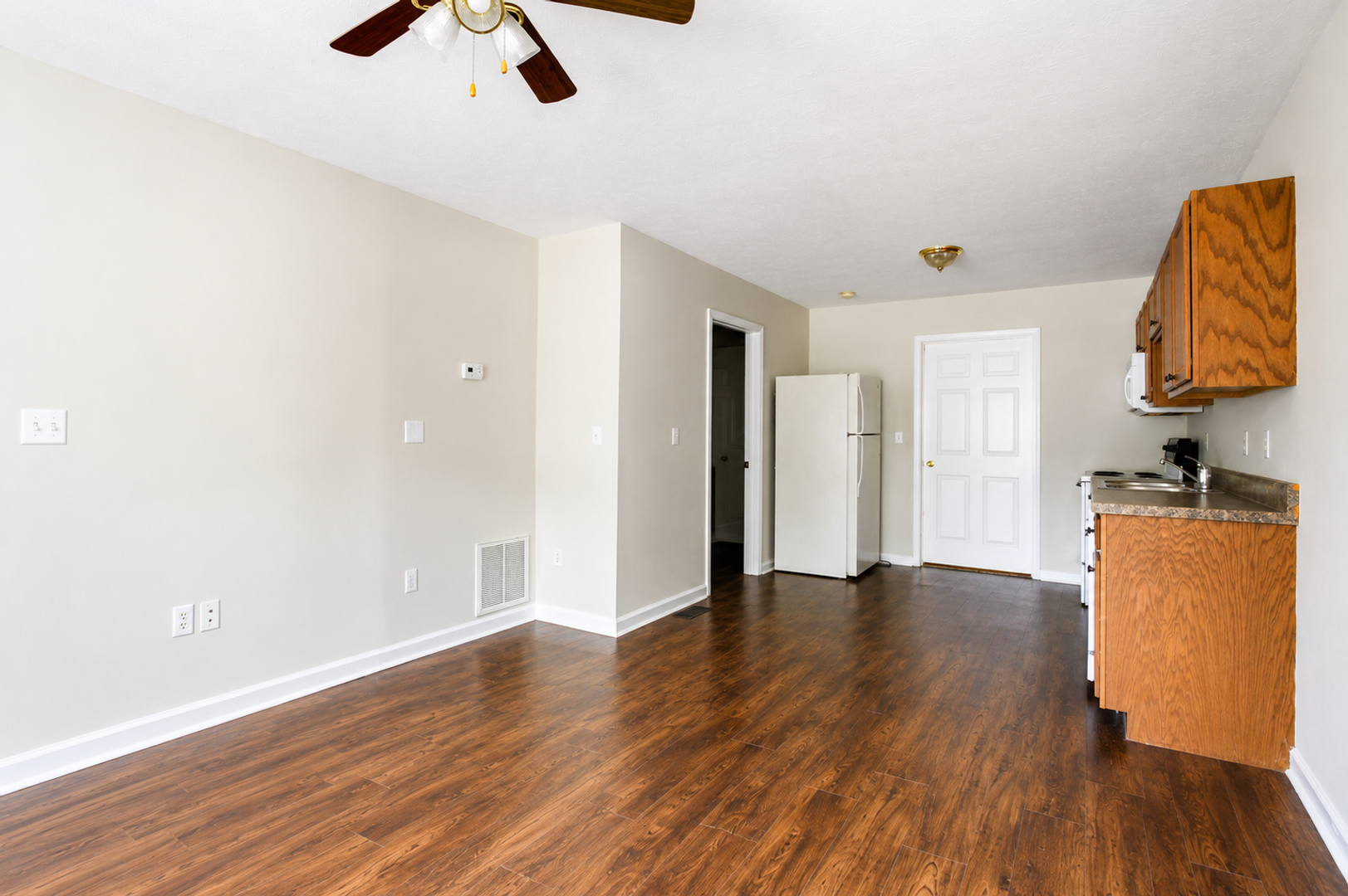 50 Lexington Ct unit 50 Lexington Ct A – photo 3