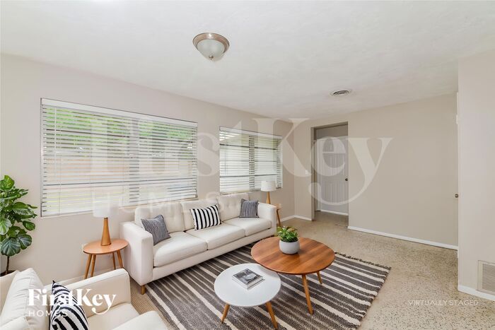 4516 56th St W – photo 3