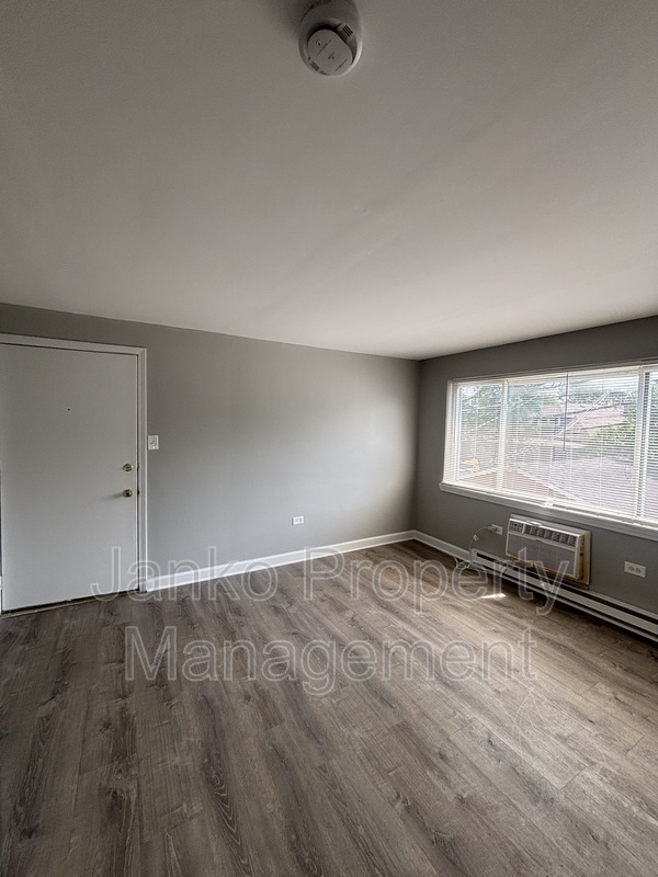 2123 W 119th St unit 12 – photo 3