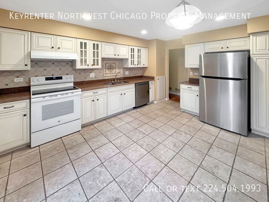 5015 Dukesberry Ln – photo 3