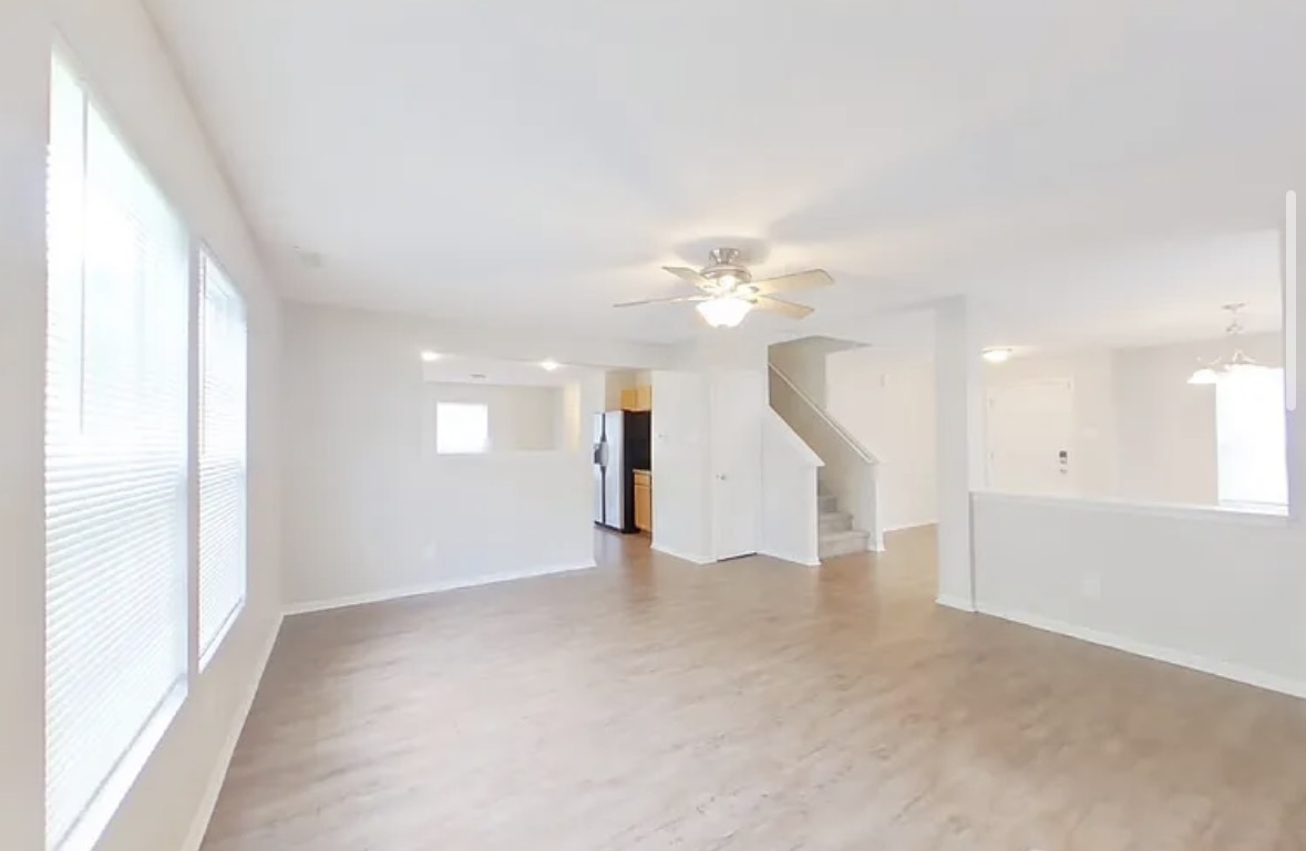 2420 Gideon Dr – photo 1