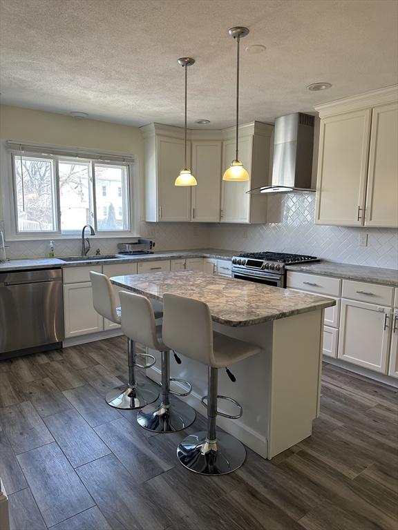 1088 Saratoga St unit 1 – photo 2