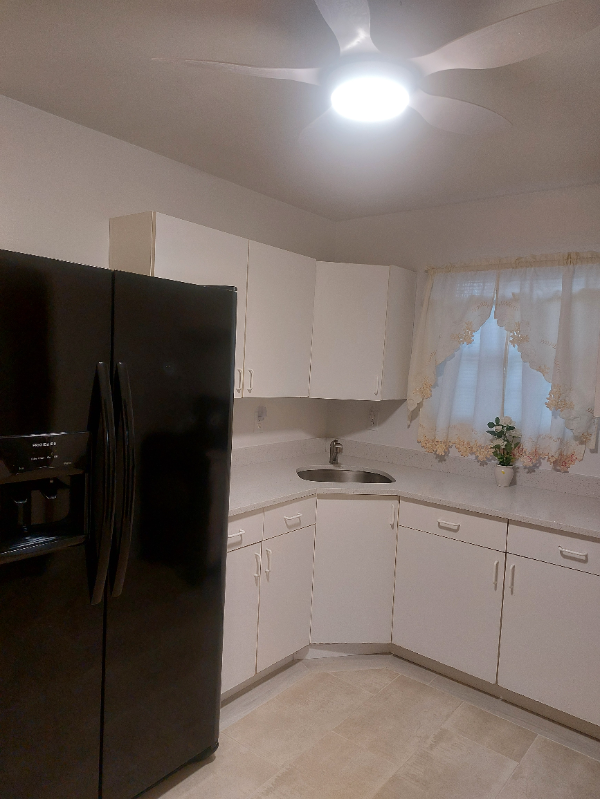 70 Stewart Ave unit 1 – photo 2