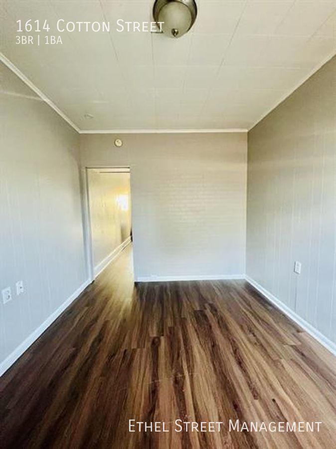 1614 Cotton St – photo 5