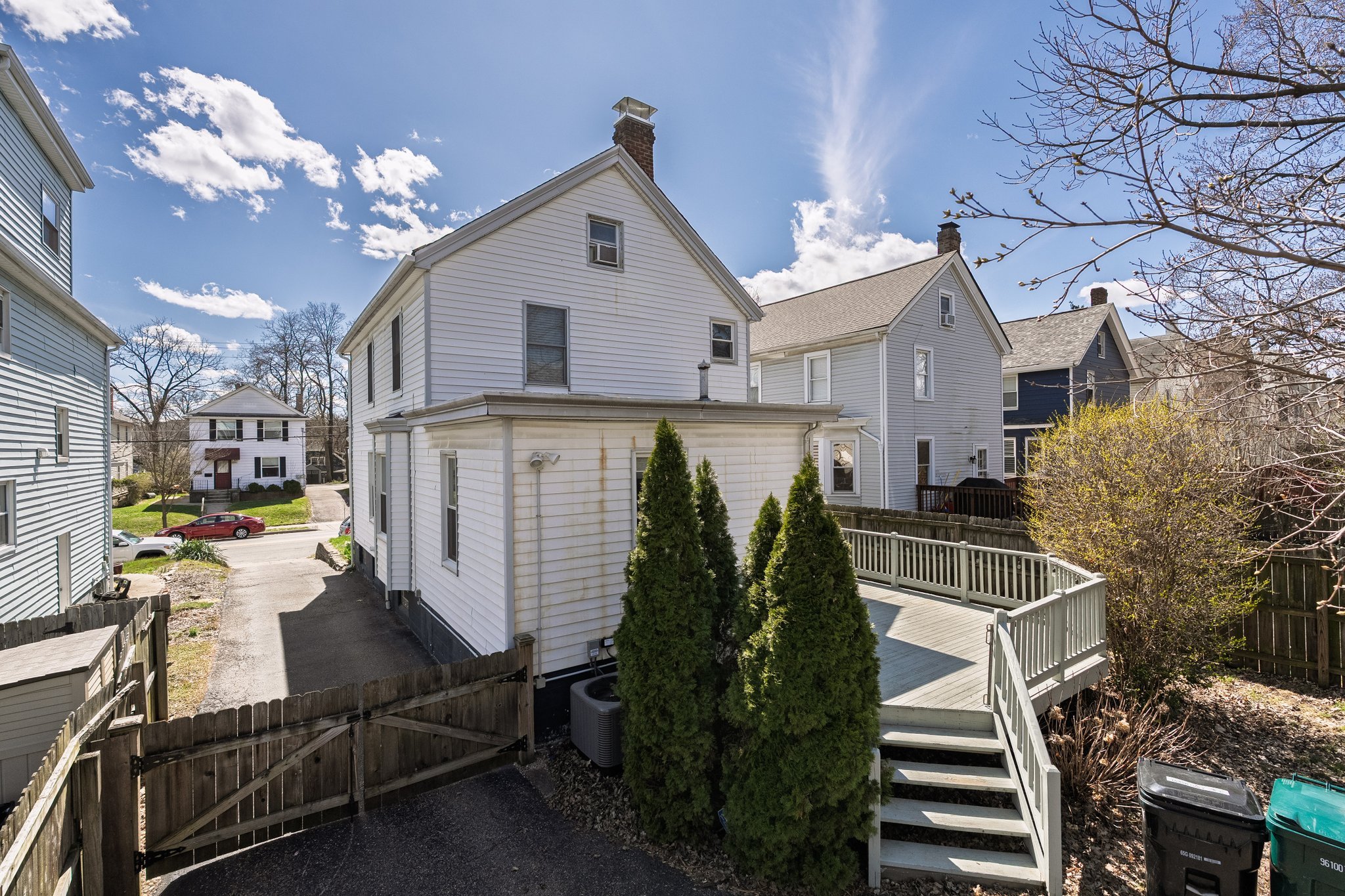 2892 Markbreit Ave – photo 3